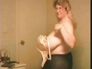 Hot son bokep mom ne ...