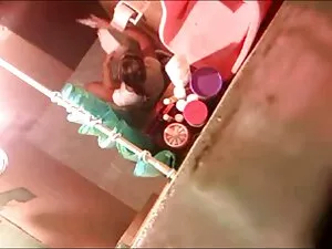 Kiara Edwards melebi ...